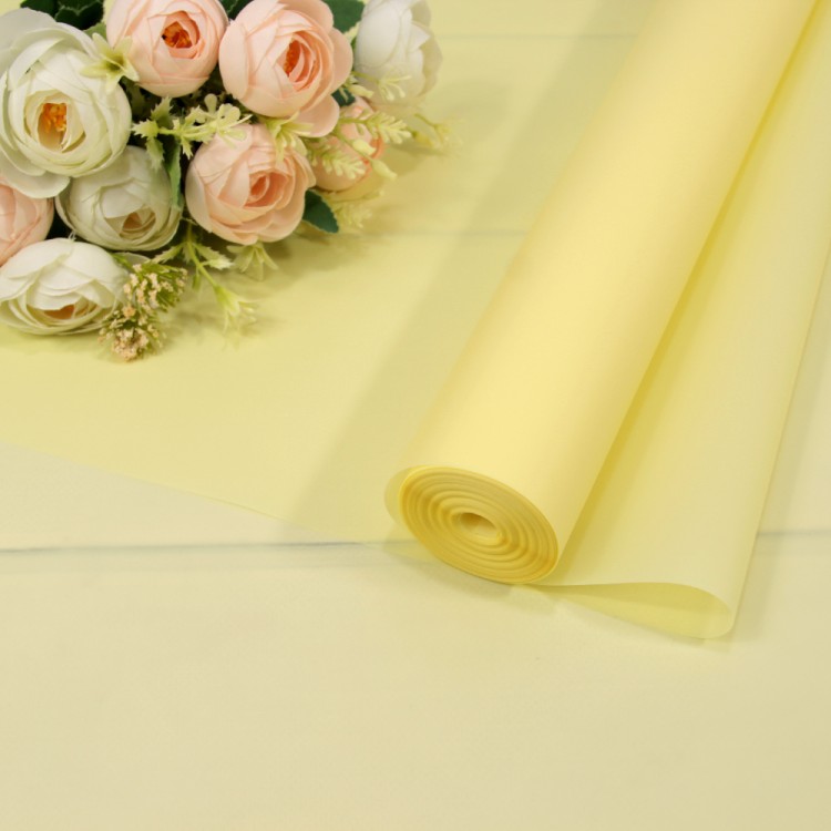Плёнка 59см 900г матовая однотонная 55мкм Светло-жёлтый 1/6 1/12 Арт: 90057/0131