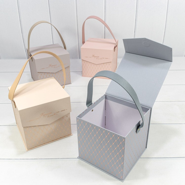 Коробка Куб 14*14*14 с ручкой и крышкой на магните (микс 4) 1/4 1/32 Арт: 721809/4